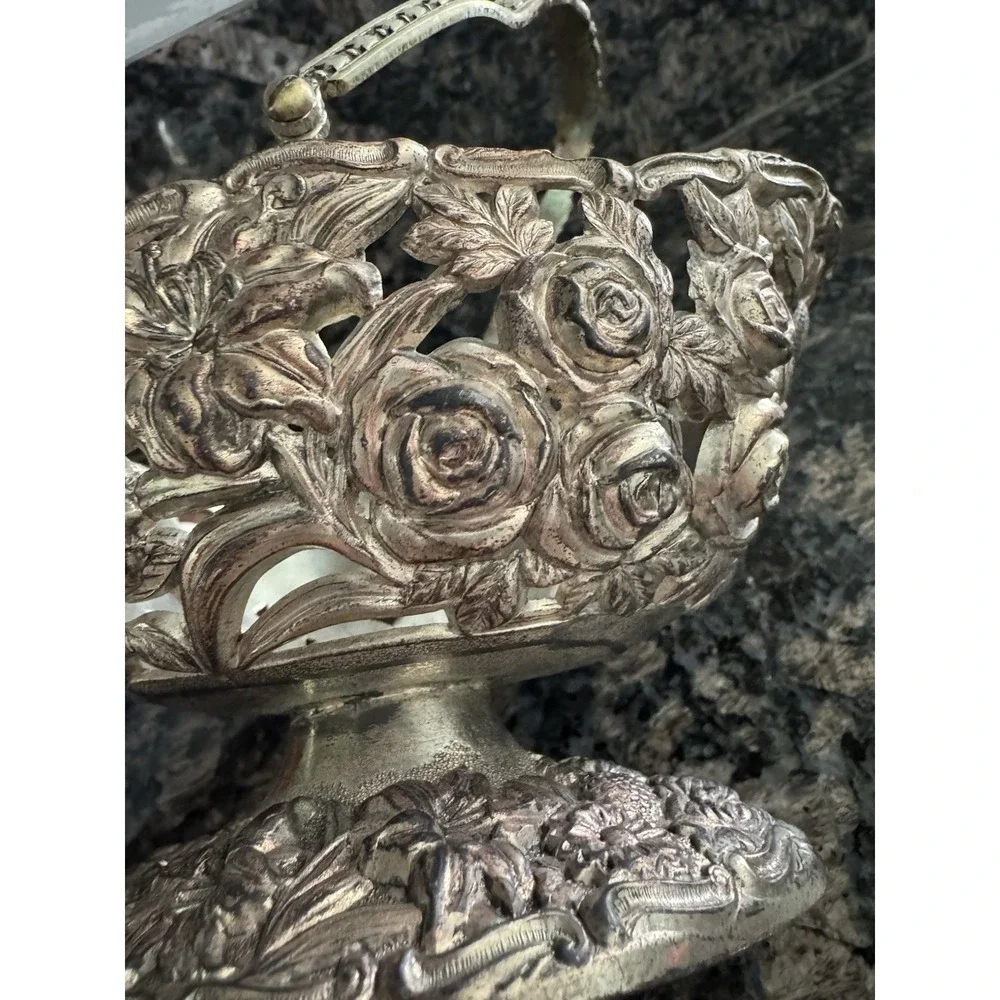 Antique Silver - Toned Metal Ornate Floral Basket/Candy Dish. Trinkets, Keys‎